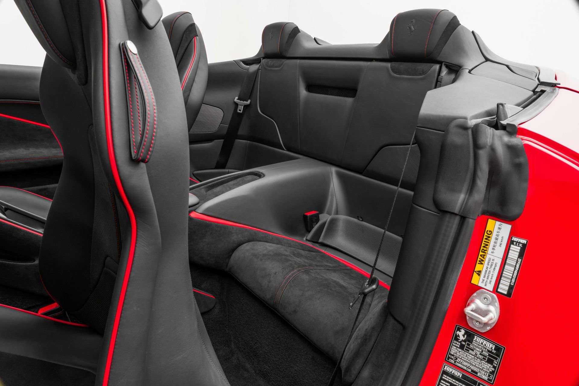 Certified 2025 Ferrari Roma Spider RWD image 73
