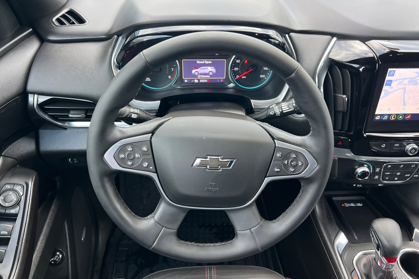 Used 2023 Chevrolet Traverse RS image 17