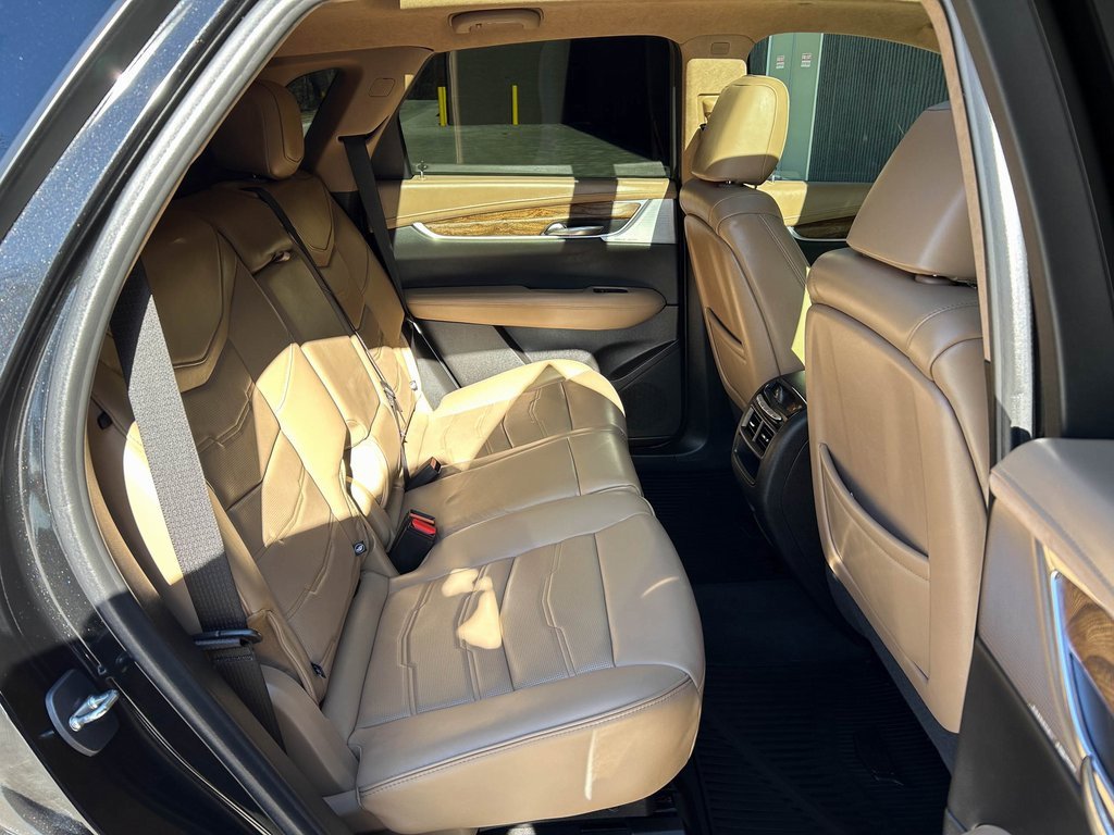 Used 2020 Cadillac XT5 Sportv w/ Platinum Package image 18