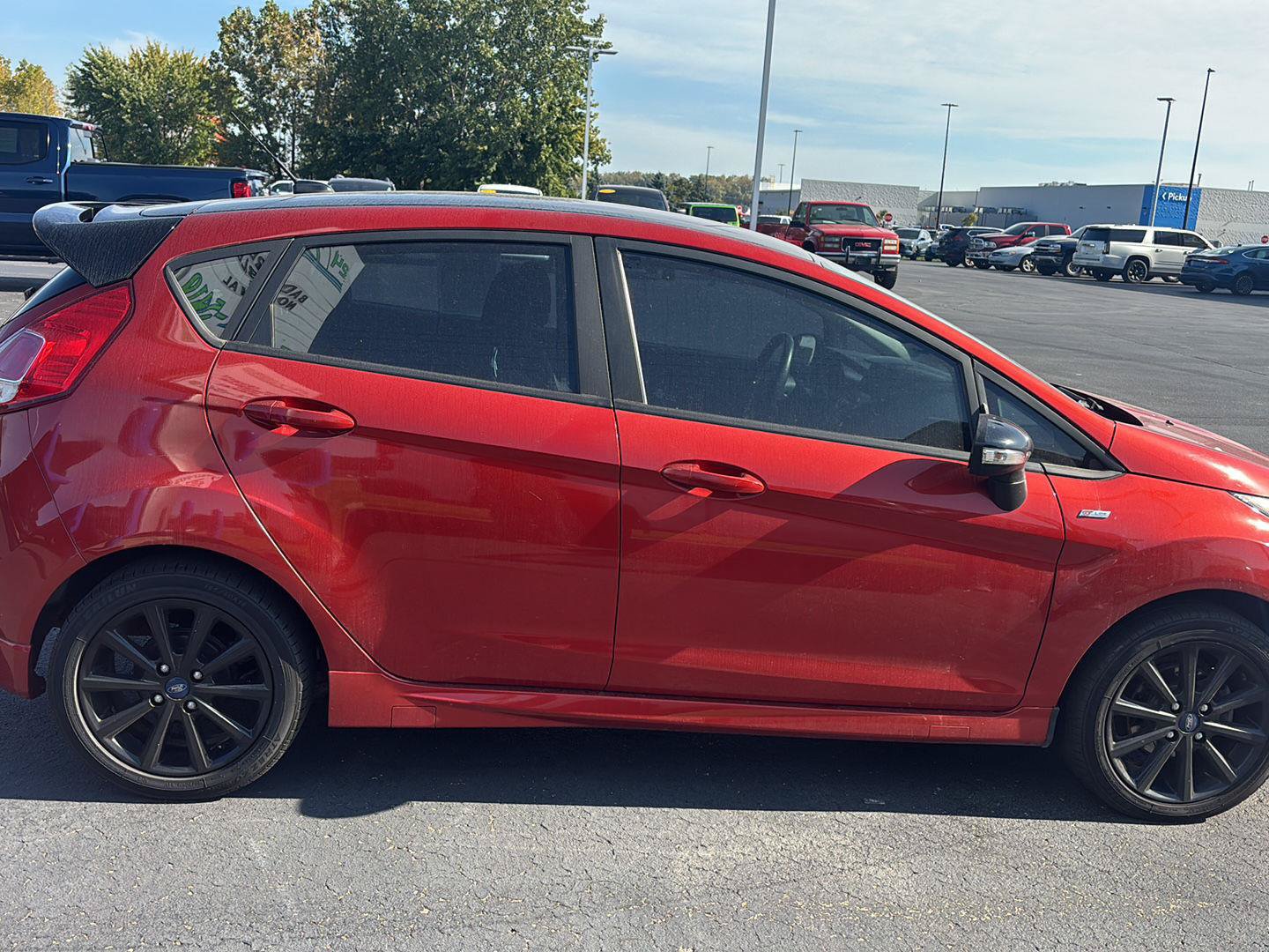 Used 2019 Ford Fiesta ST-Line w/ ST Line Cold Weather Package FWD image 9
