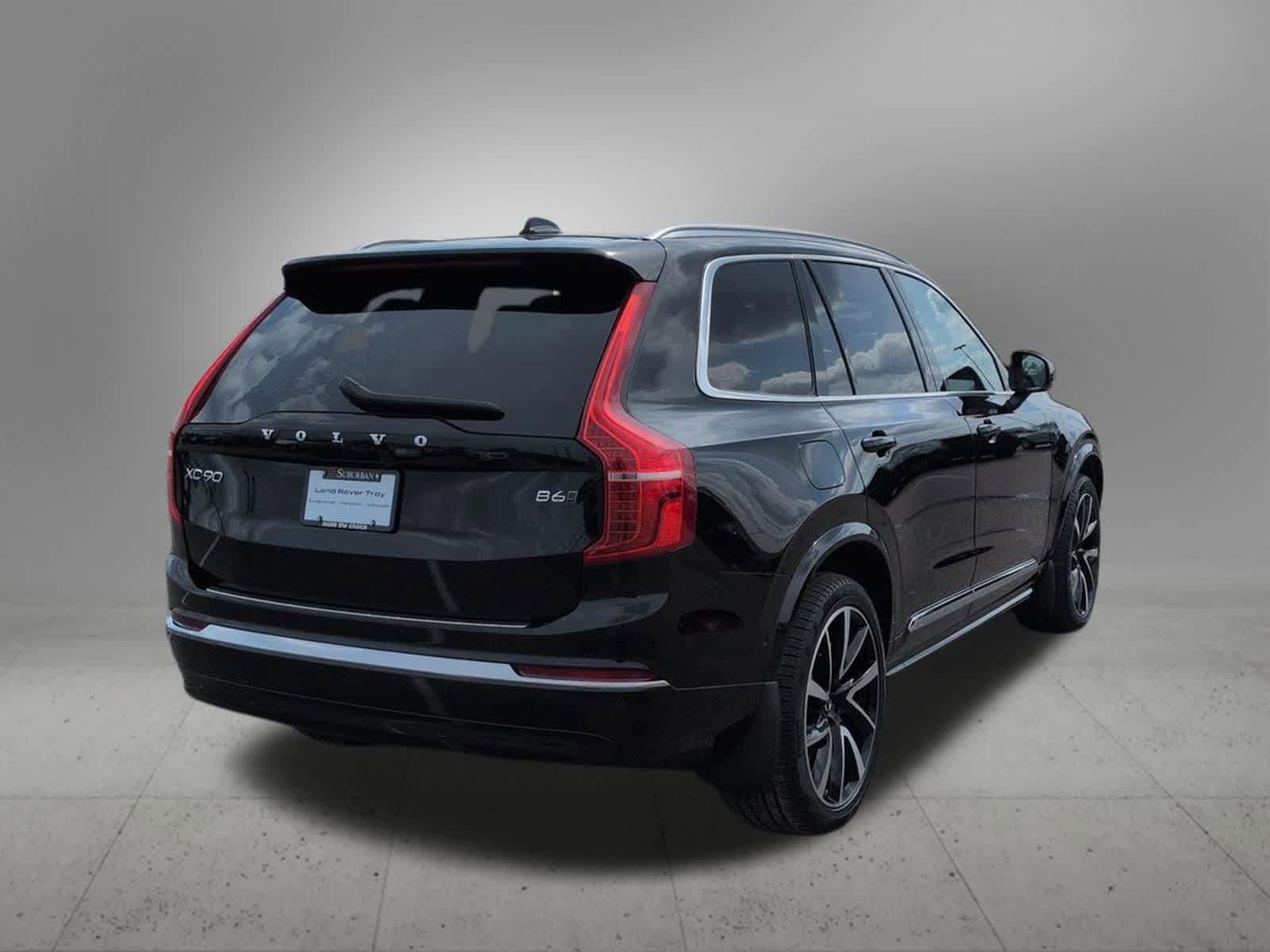 Used 2023 Volvo XC90 B6 Plus w/ Protection Package Premier AWD/4WD image 6