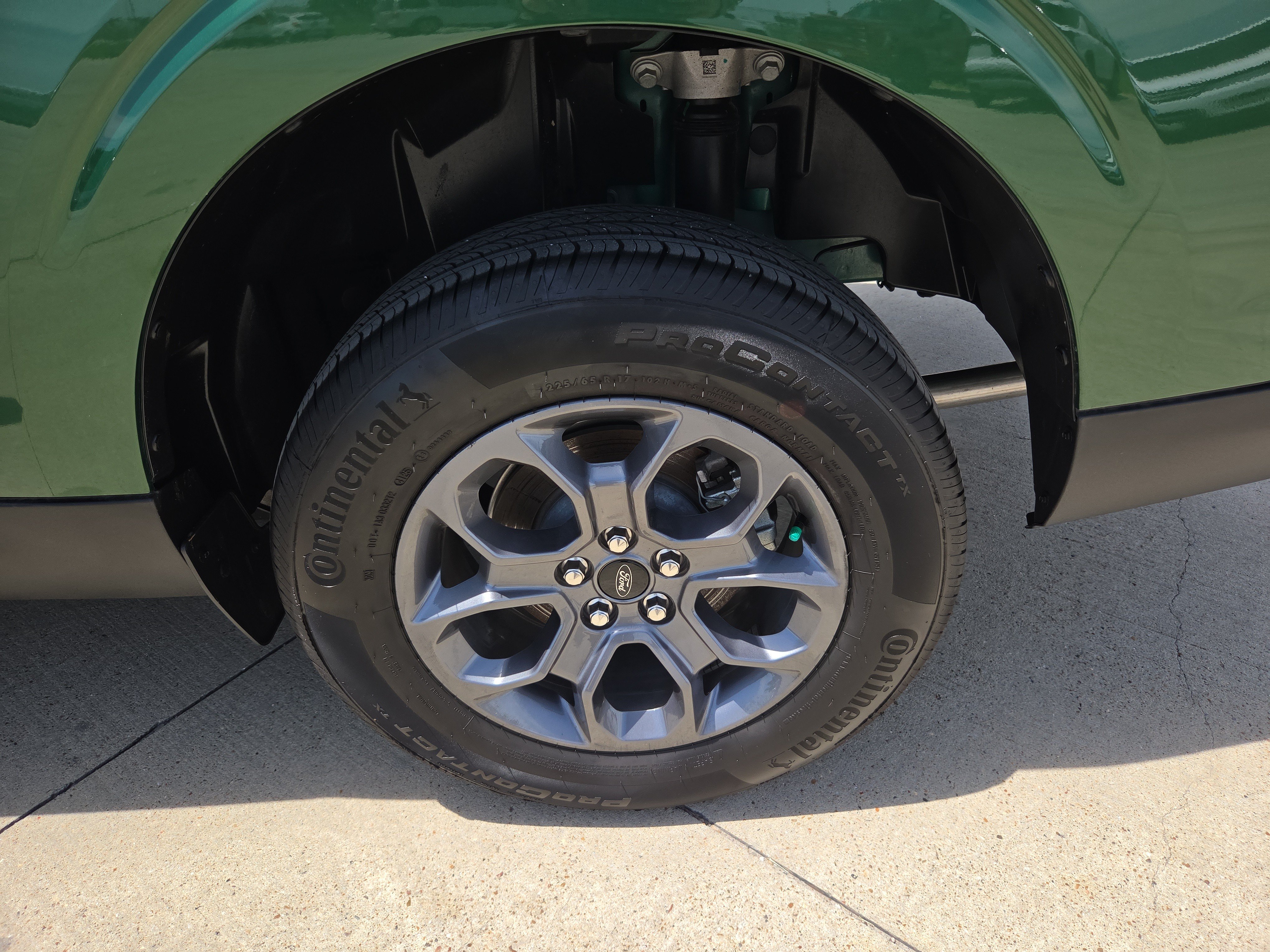 Used 2025 Ford Maverick XLT w/ Equipment Group 302A AWD/4WD image 26