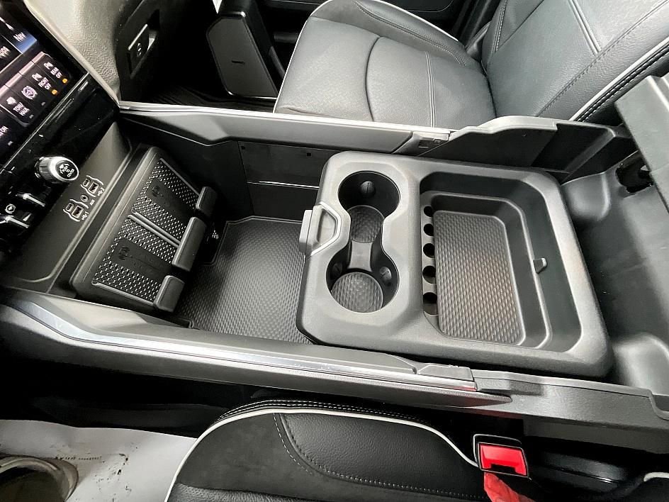 New 2026 RAM 3500 Laramie image 32