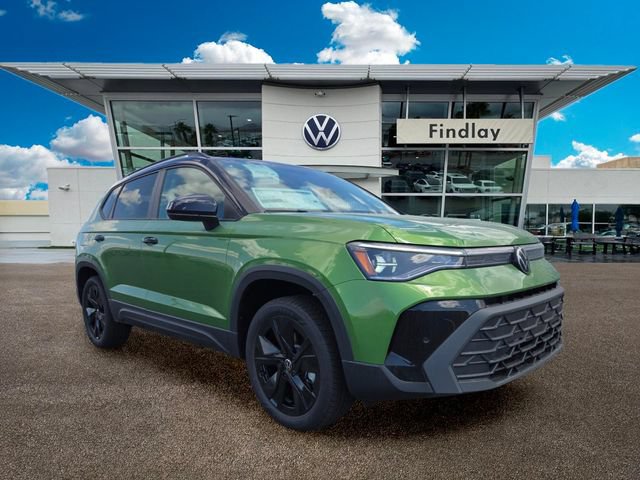 New 2026 Volkswagen Taos SE FWD image 1