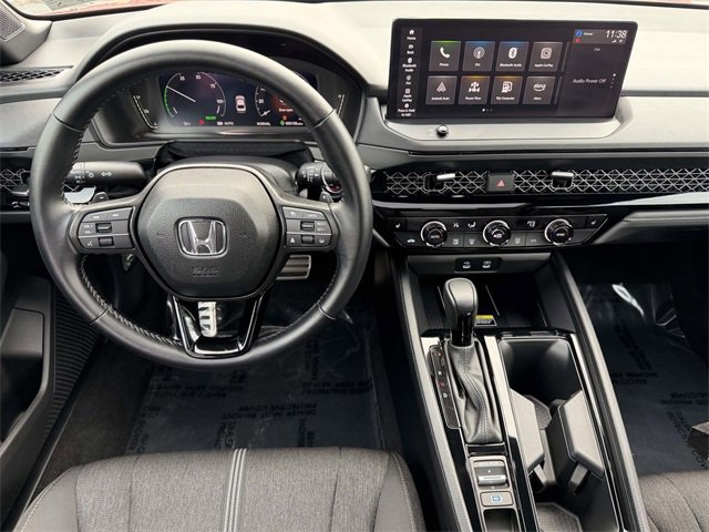 Used 2025 Honda Accord Sport image 12