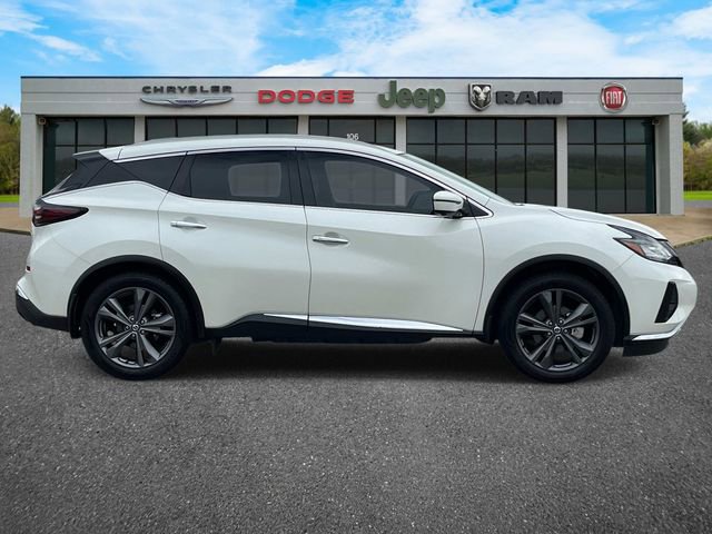Used 2021 Nissan Murano Platinum w/ Cargo Package FWD image 3