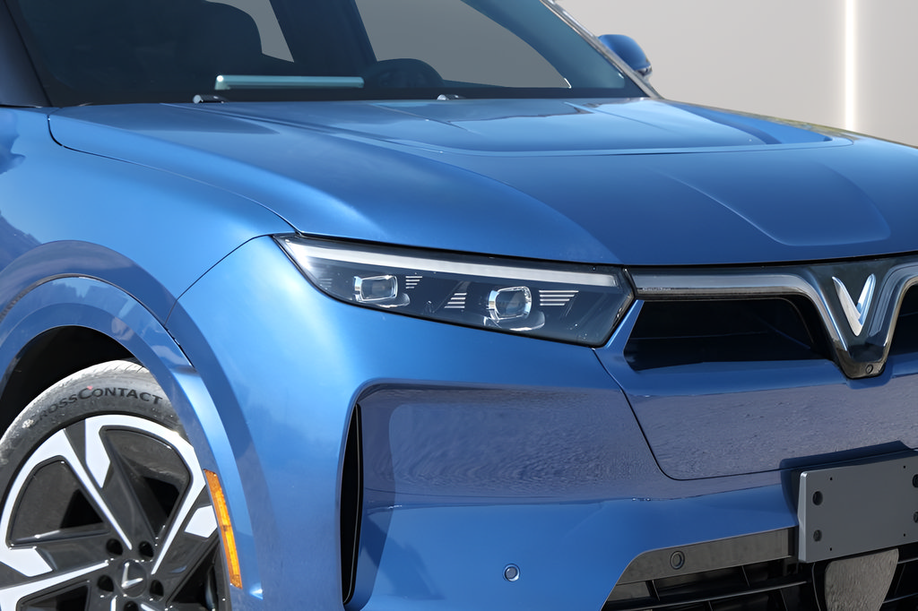 New 2024 VinFast VF 9 Plus AWD/4WD image 28
