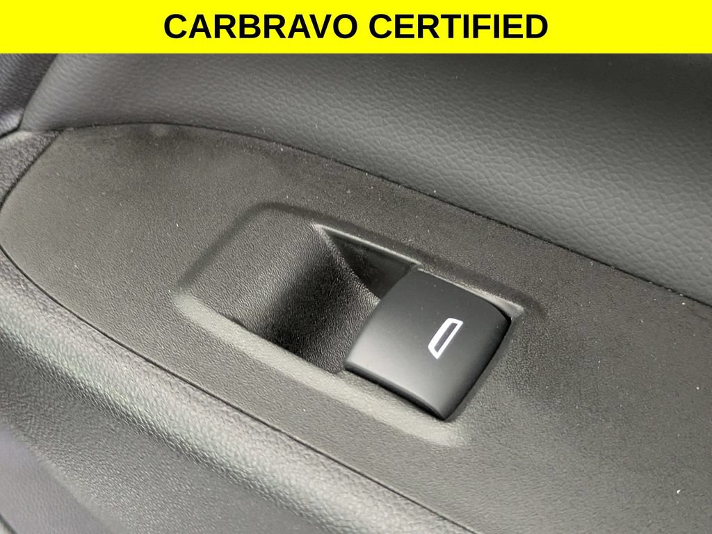 Certified 2024 Chevrolet Equinox LT FWD image 35