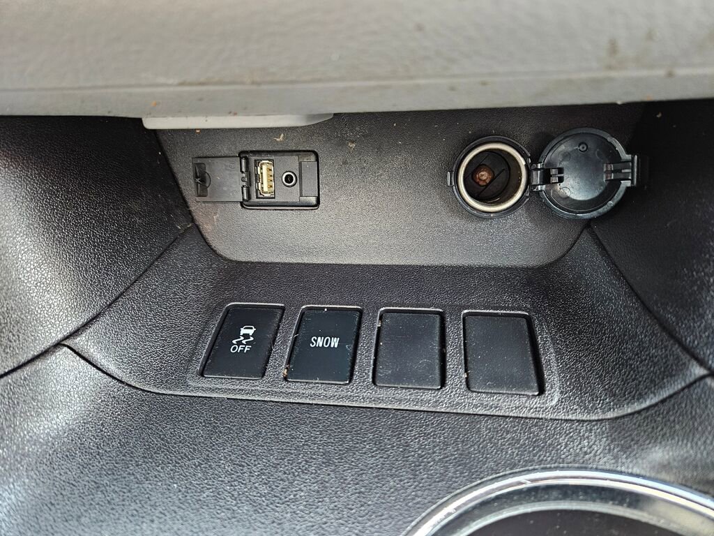 Used 2016 Toyota Highlander XLE image 6