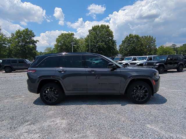 New 2026 Jeep Grand Cherokee Limited AWD/4WD image 6
