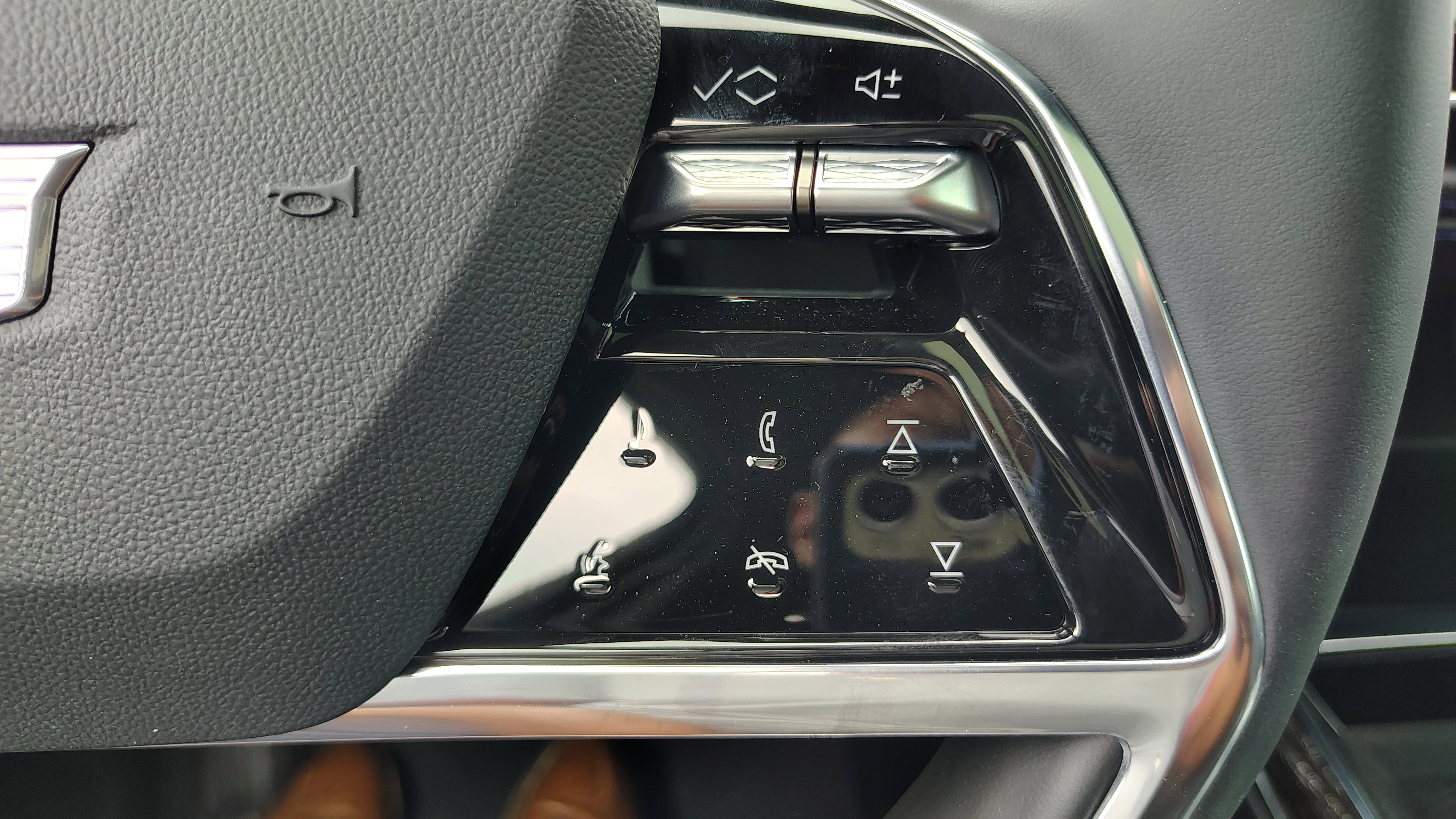 New 2026 Cadillac Escalade IQL Sport 1 image 19