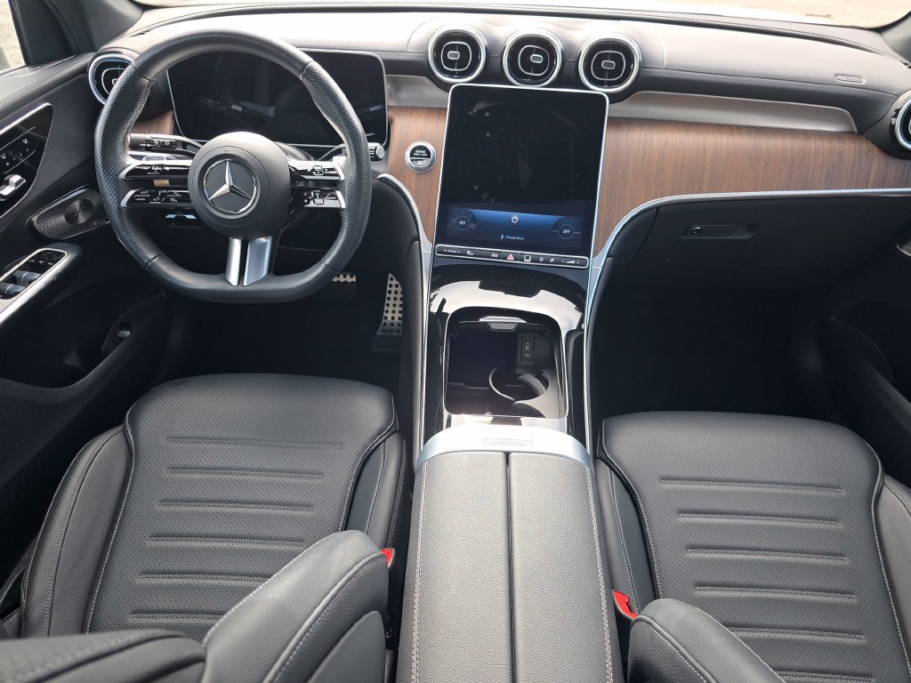 Certified 2024 Mercedes-Benz GLC 300 4MATIC image 23