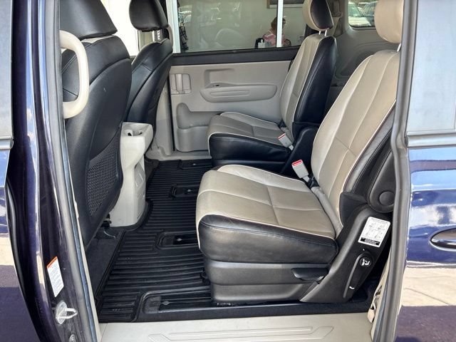 Used 2021 Kia Sedona EX FWD image 29