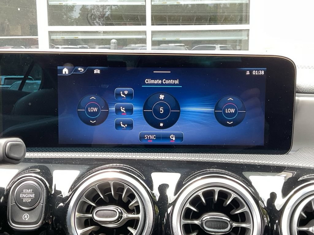 Used 2025 Mercedes-Benz CLA 250 image 25