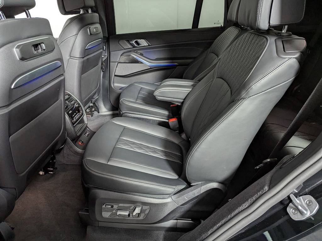 Used 2026 BMW X7 M60i image 55