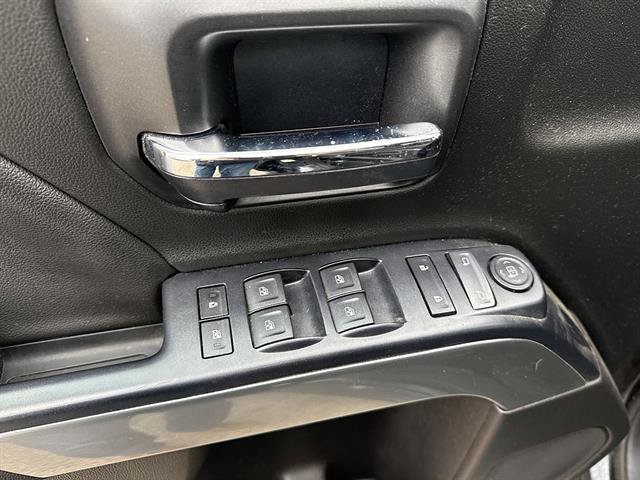 Used 2018 Chevrolet Silverado 1500 LT AWD/4WD image 43