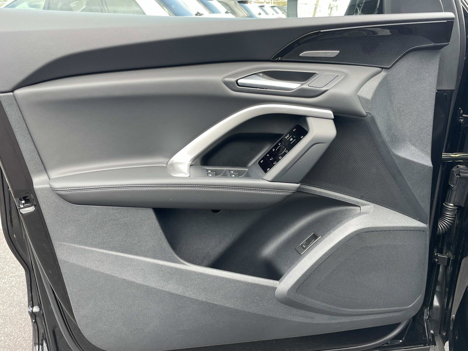 New 2025 Audi Q5 Premium Plus image 15