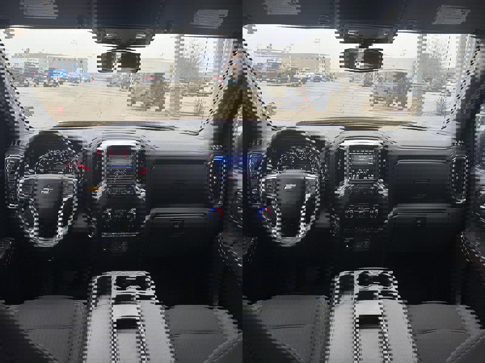 Used 2021 Chevrolet Silverado 1500 LT image 13