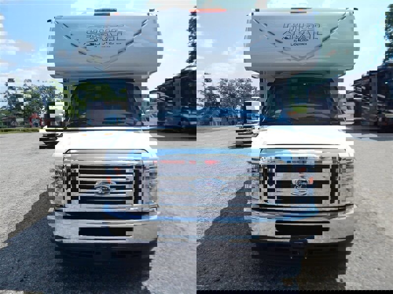 Used 2022 Ford E-450 and Econoline 450 Super Duty w/ Motorhome Prep Package image 7