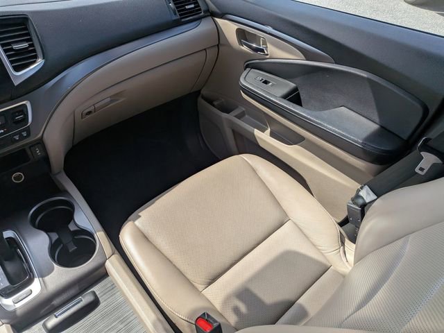 Used 2018 Honda Ridgeline RTL image 17