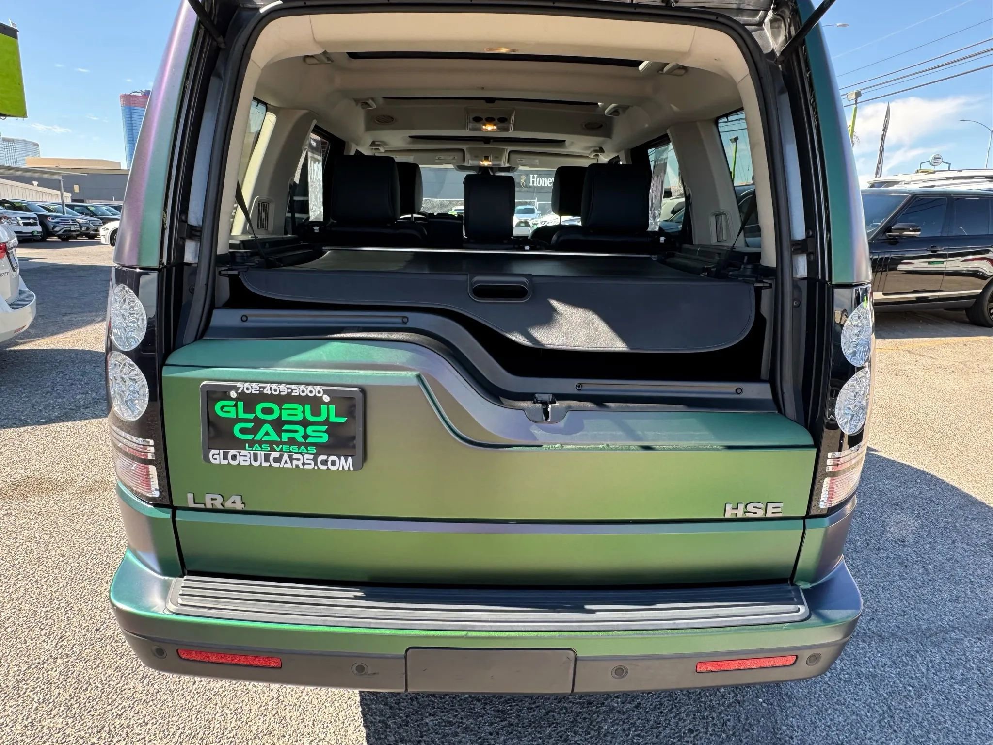 Used 2015 Land Rover LR4 HSE image 37