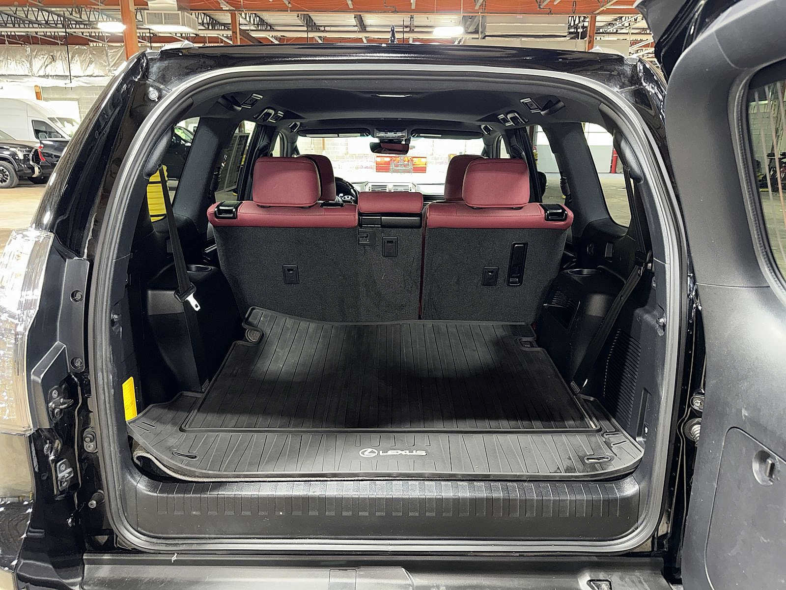 Used 2021 Lexus GX 460 Premium w/ Premium Package AWD/4WD image 11