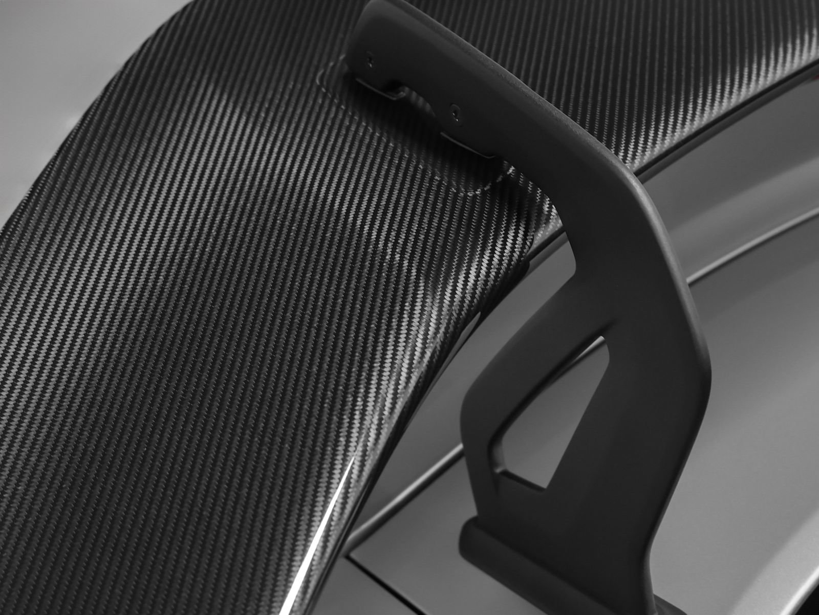 Certified 2025 Porsche 718 Cayman GT4 RS image 19