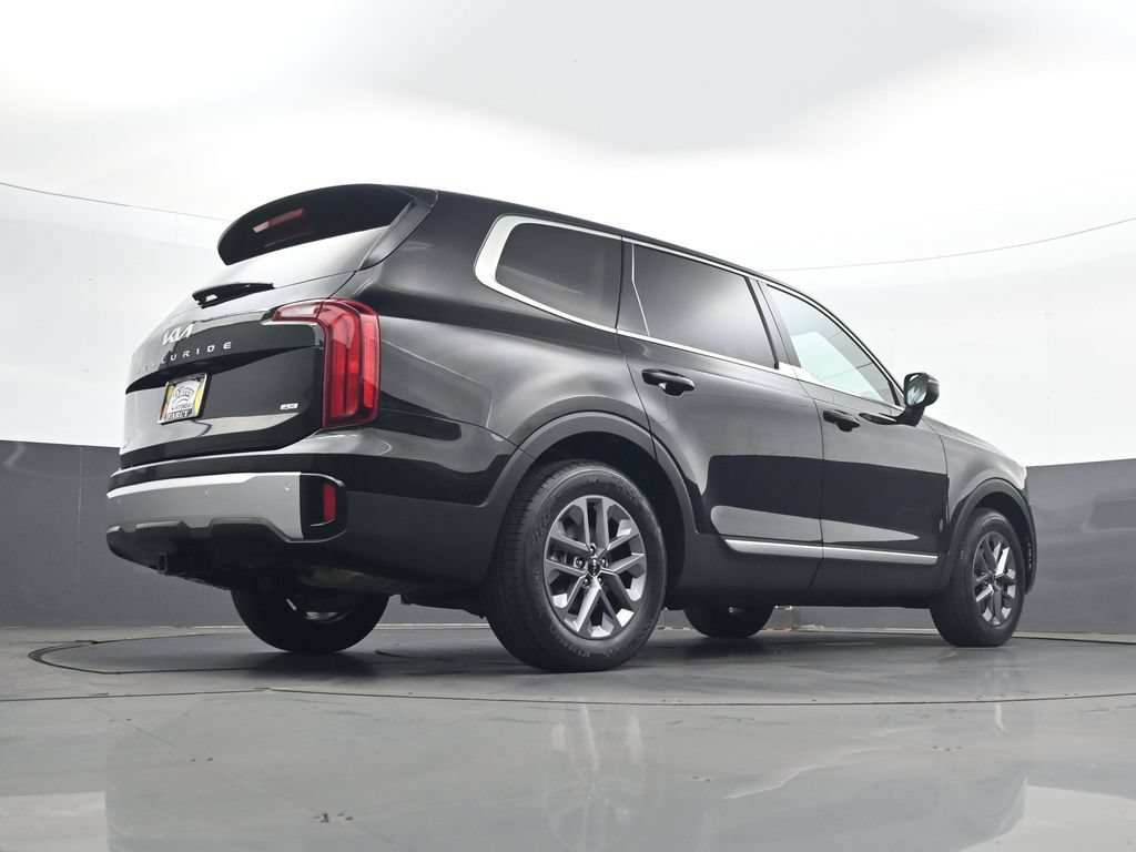 Used 2024 Kia Telluride LX AWD/4WD image 26