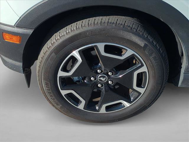 Used 2023 Ford Bronco Sport Outer Banks w/ Tech Package AWD/4WD image 23