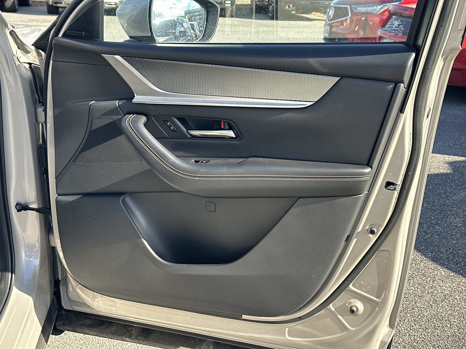 Used 2024 MAZDA CX-90 Plug-In Hybrid w/ Premium Pkg image 13