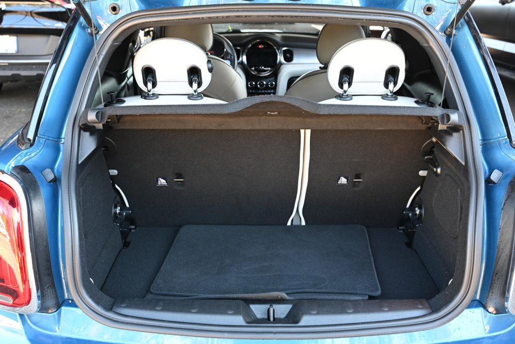 Used 2023 MINI Cooper S w/ Signature Upholstery Package image 22