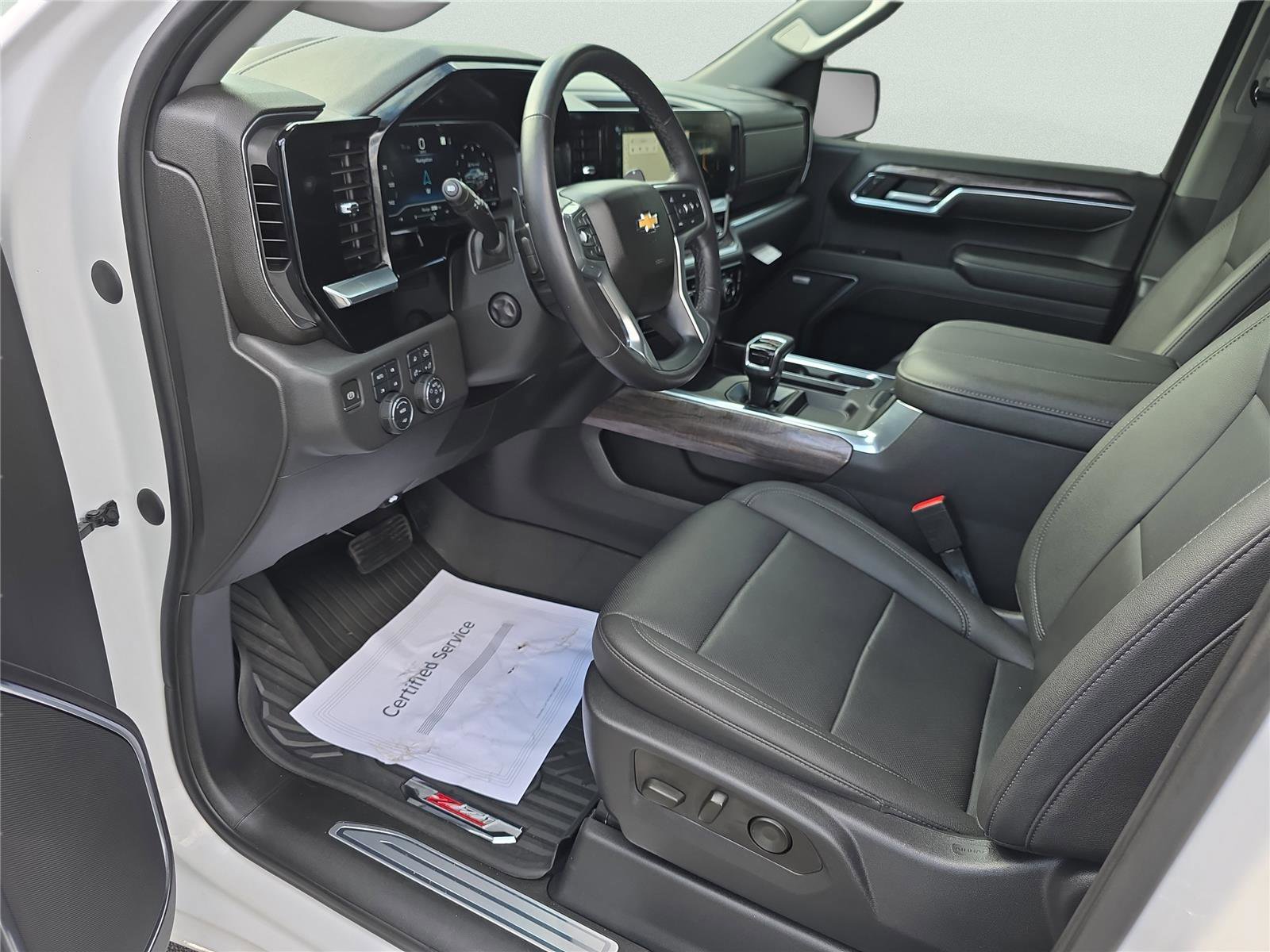 Used 2023 Chevrolet Silverado 1500 LTZ image 10