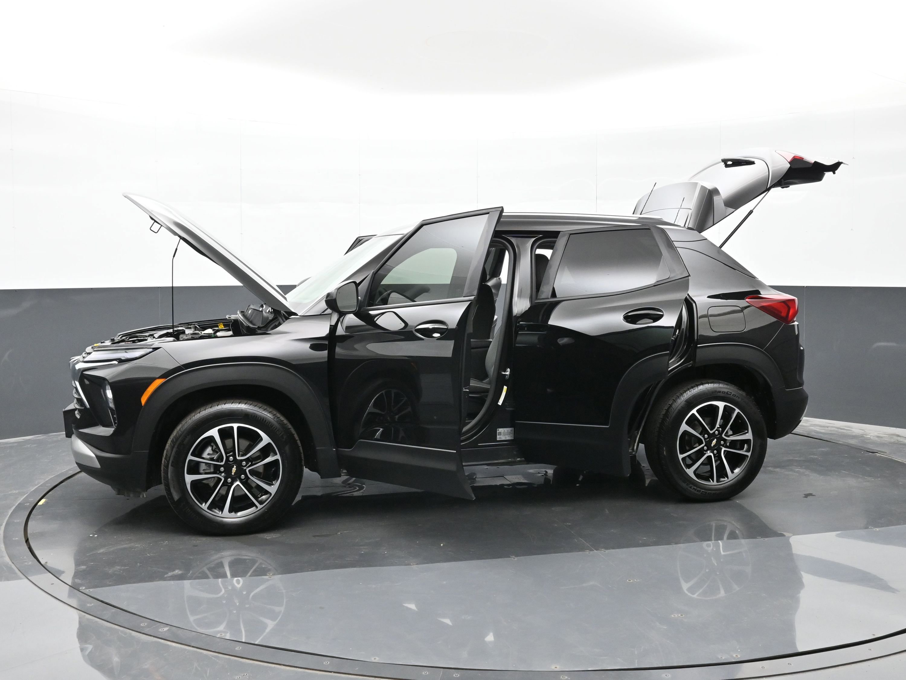 Used 2024 Chevrolet TrailBlazer LT w/ LT Cold Weather Package image 48