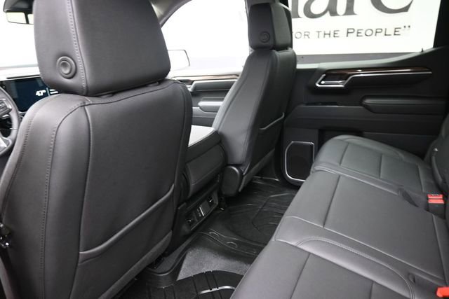 Certified 2025 Chevrolet Silverado 1500 LT w/ Leather Package AWD/4WD image 23