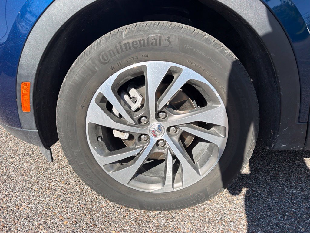 Used 2023 Buick Envision Essence FWD image 12