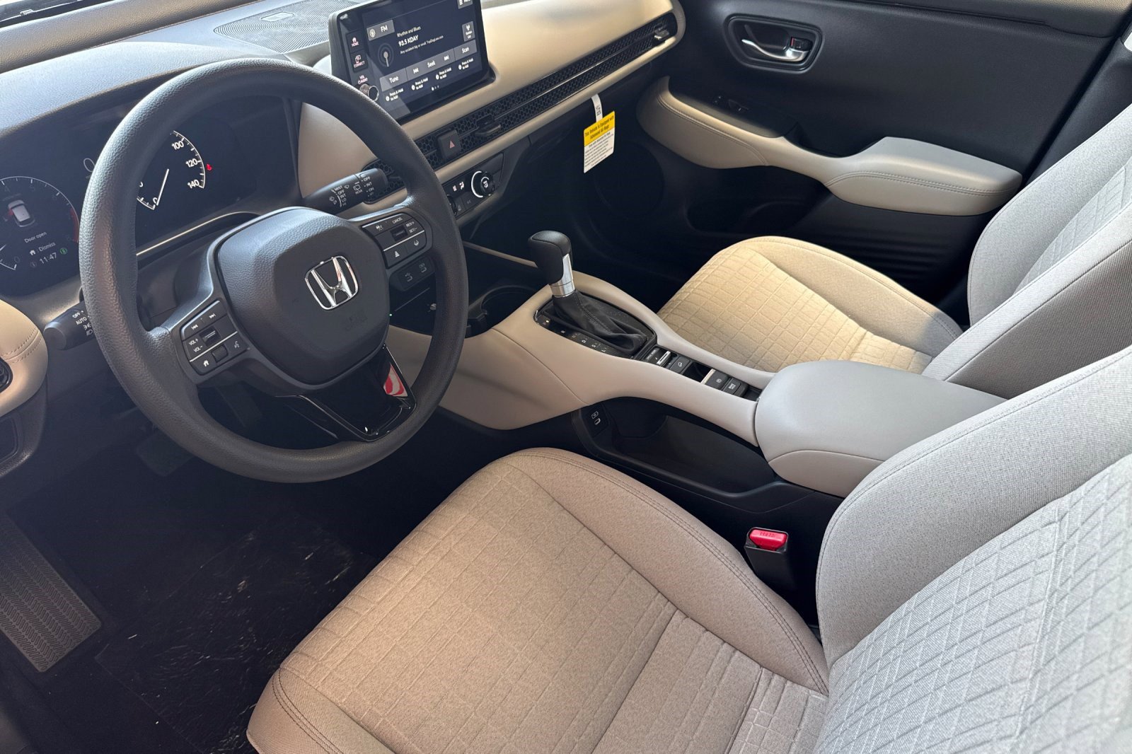 New 2027 Honda HR-V LX image 4