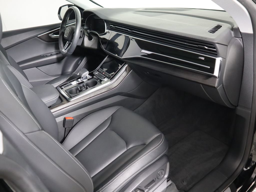 Certified 2022 Audi Q8 Premium Plus w/ Premium Plus Package image 18