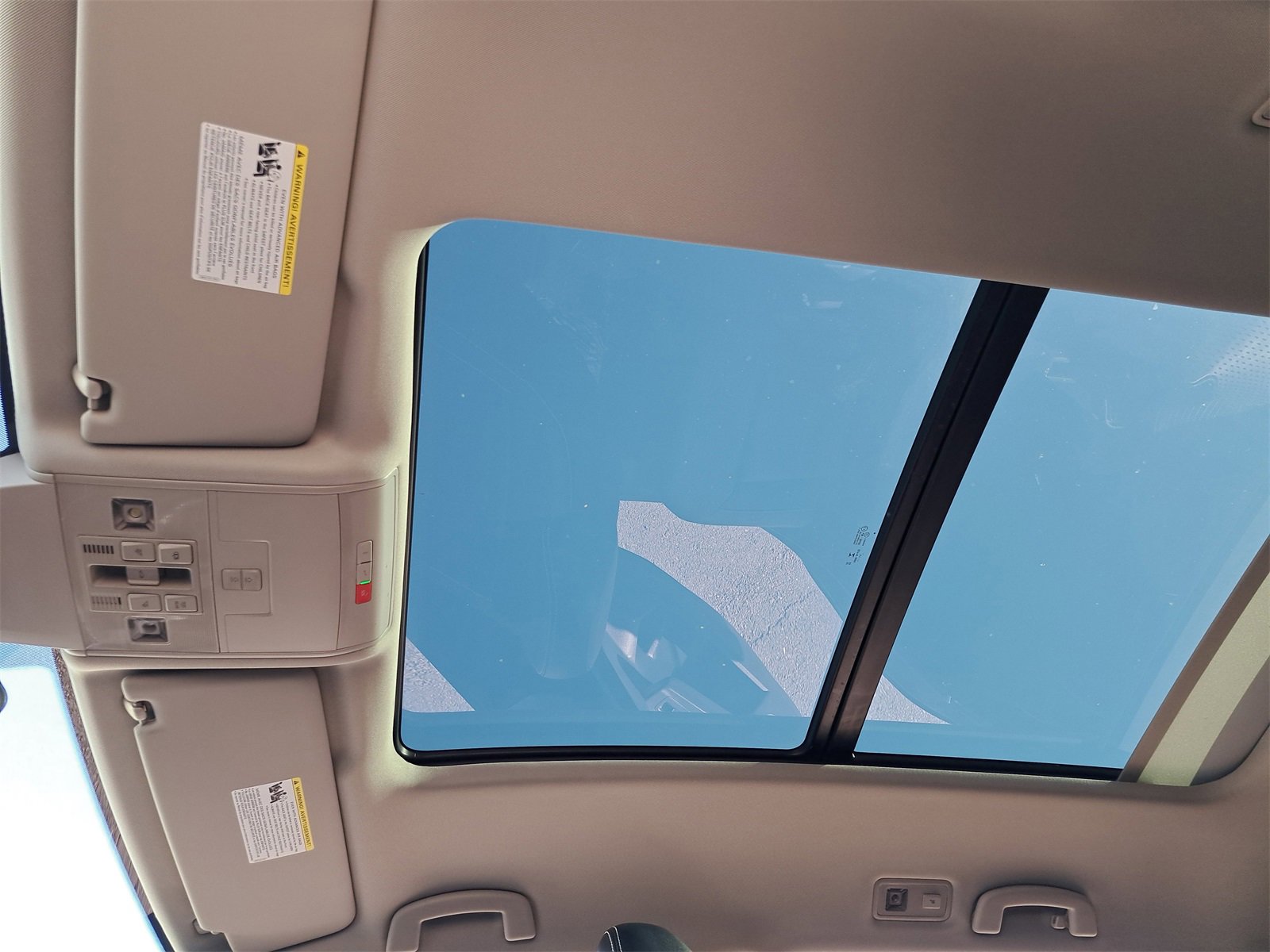 Used 2022 Volkswagen Atlas SEL image 37