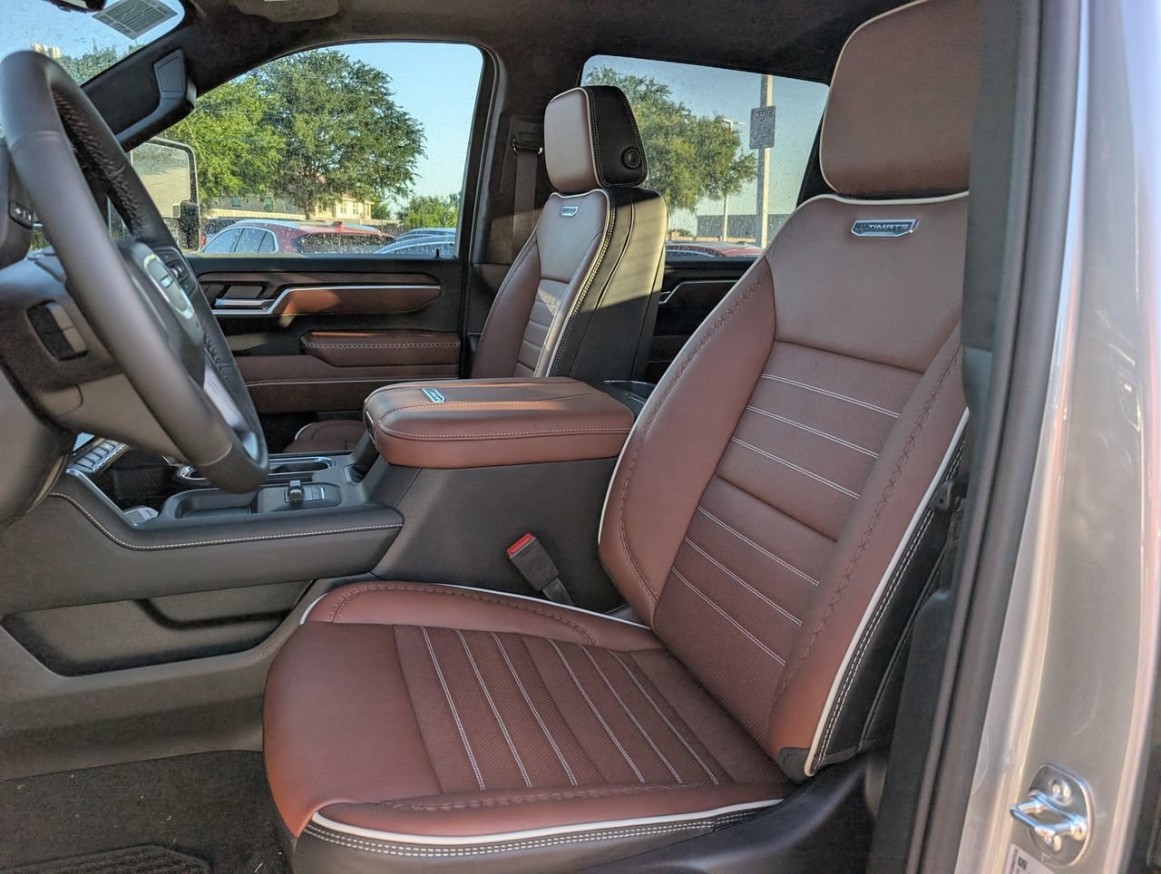 New 2026 GMC Sierra 2500 Denali Ultimate AWD/4WD image 18