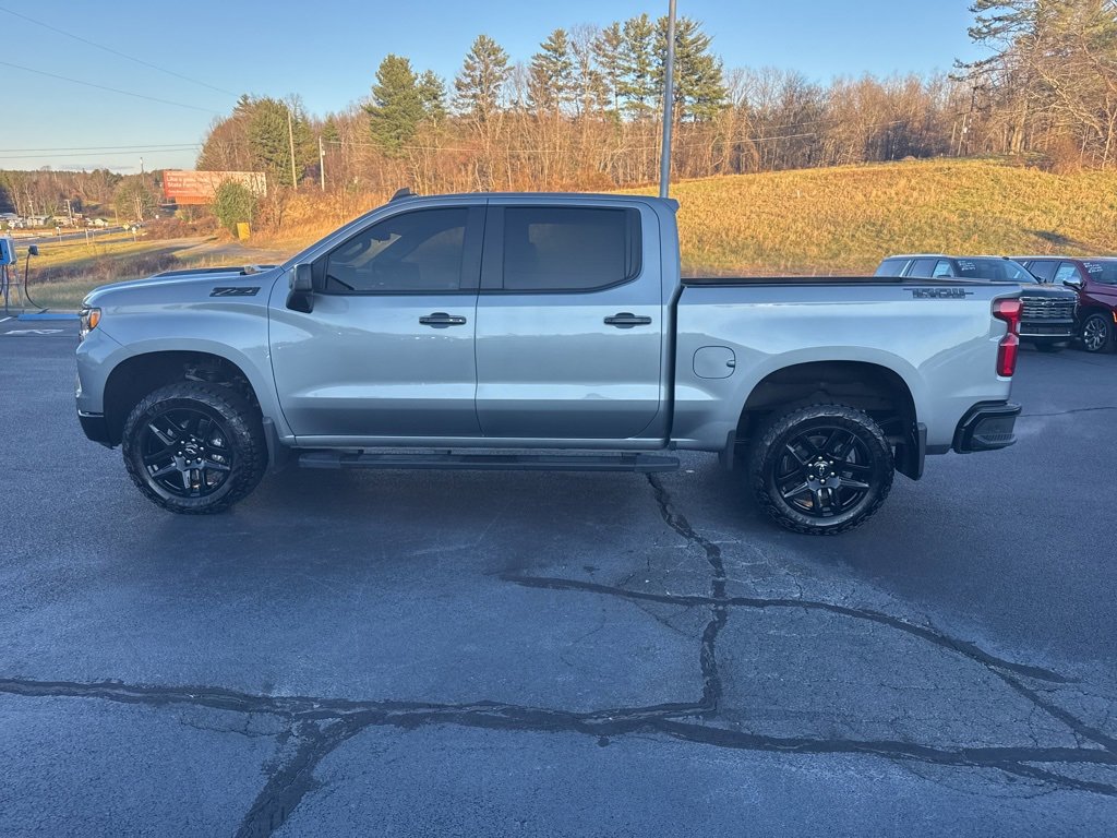 Used 2024 Chevrolet Silverado 1500 LT Trail Boss w/ Convenience Package II image 6