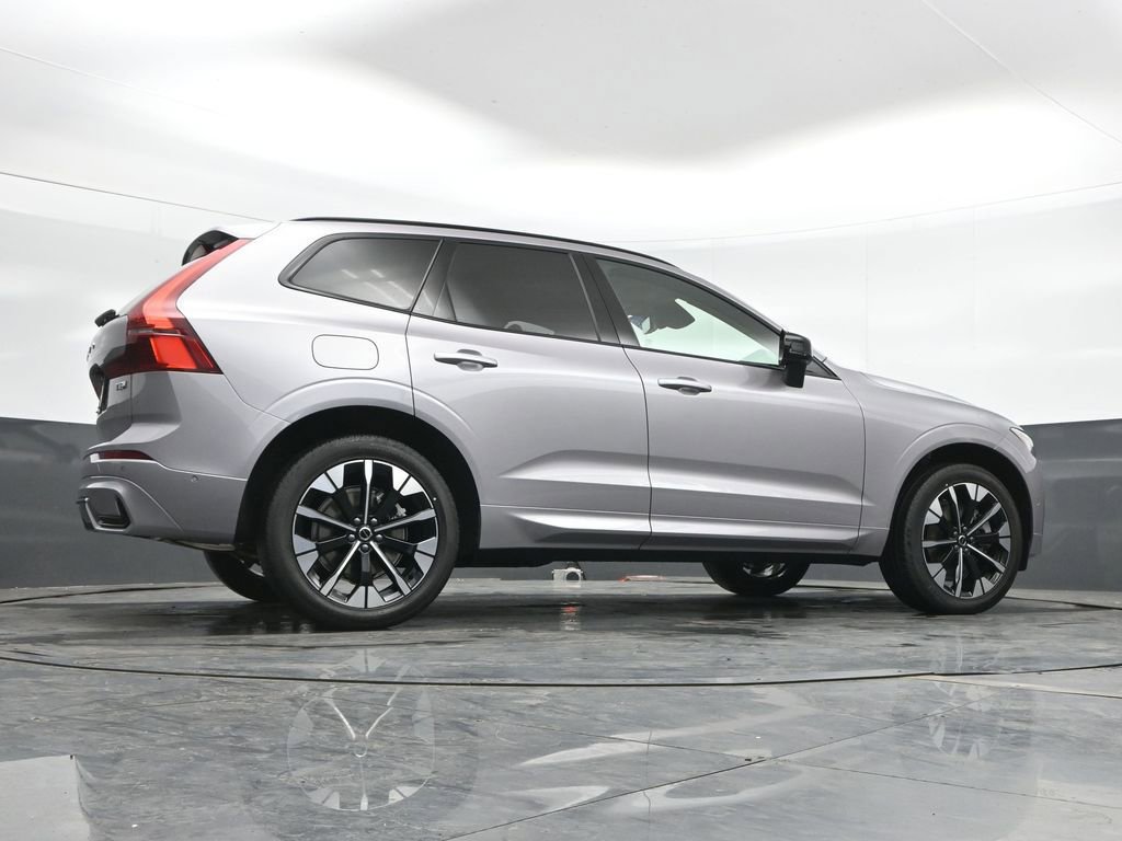 New 2026 Volvo XC60 T8 Plus w/ Climate Package AWD/4WD image 35