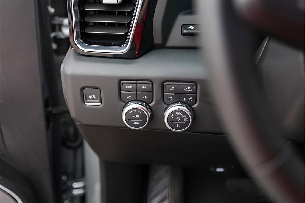 Certified 2025 GMC Sierra 2500 Denali w/ Denali Reserve Package image 18