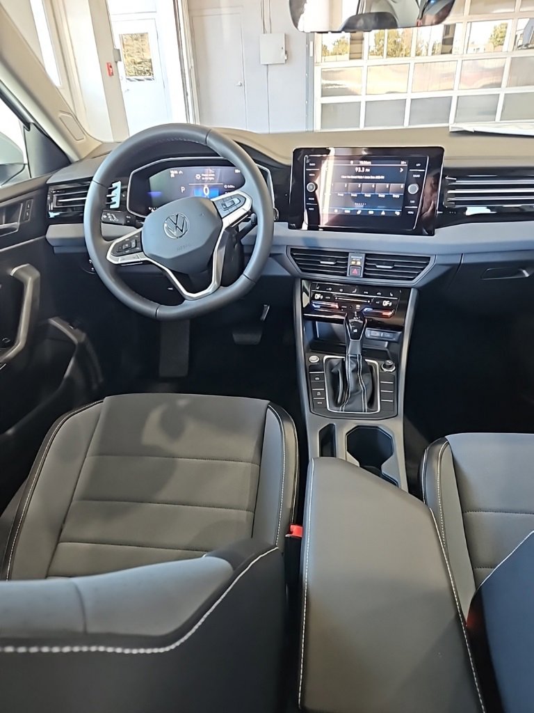 New 2026 Volkswagen Jetta SE image 24