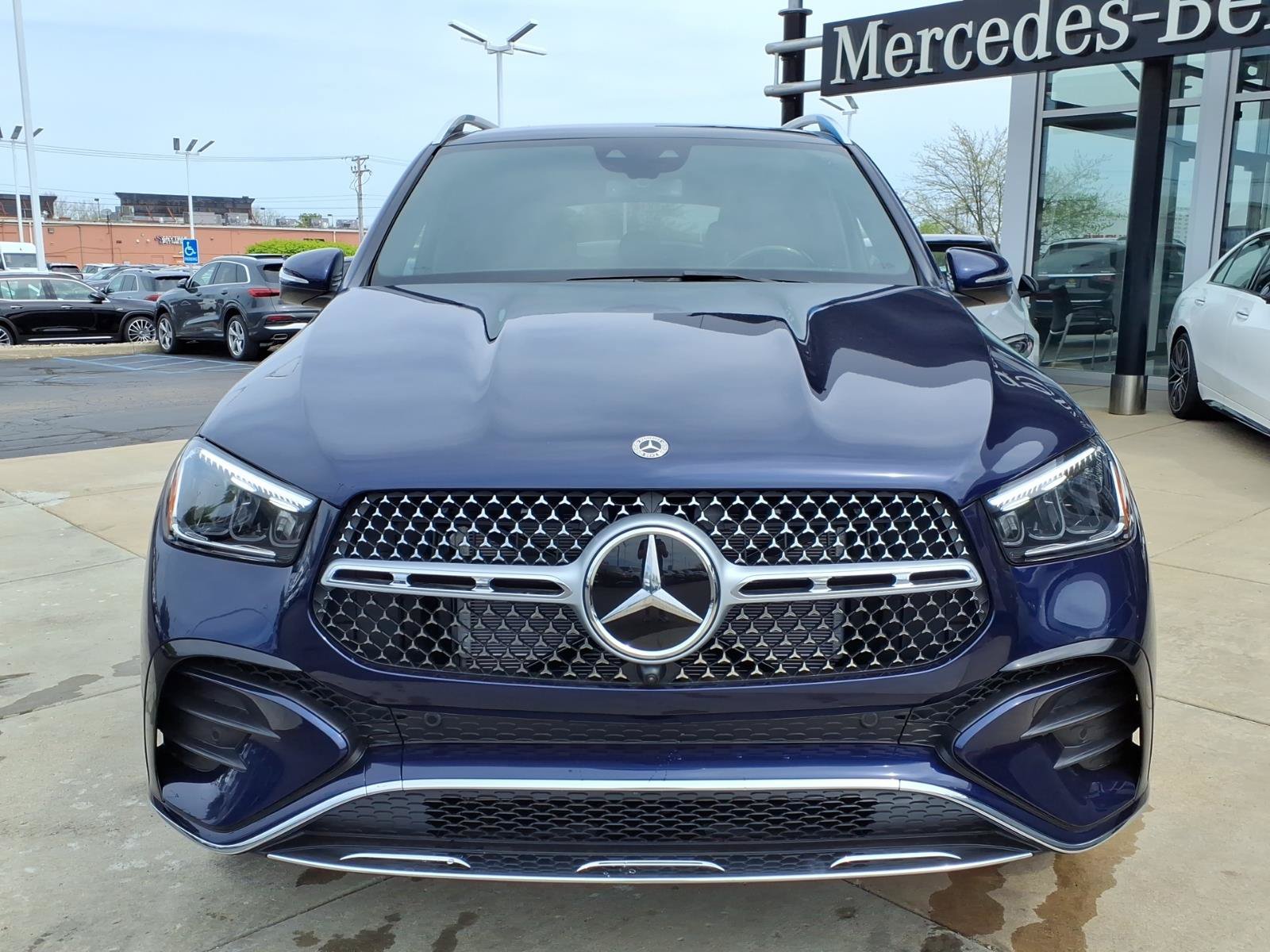 New 2026 Mercedes-Benz GLE 350 4MATIC image 2