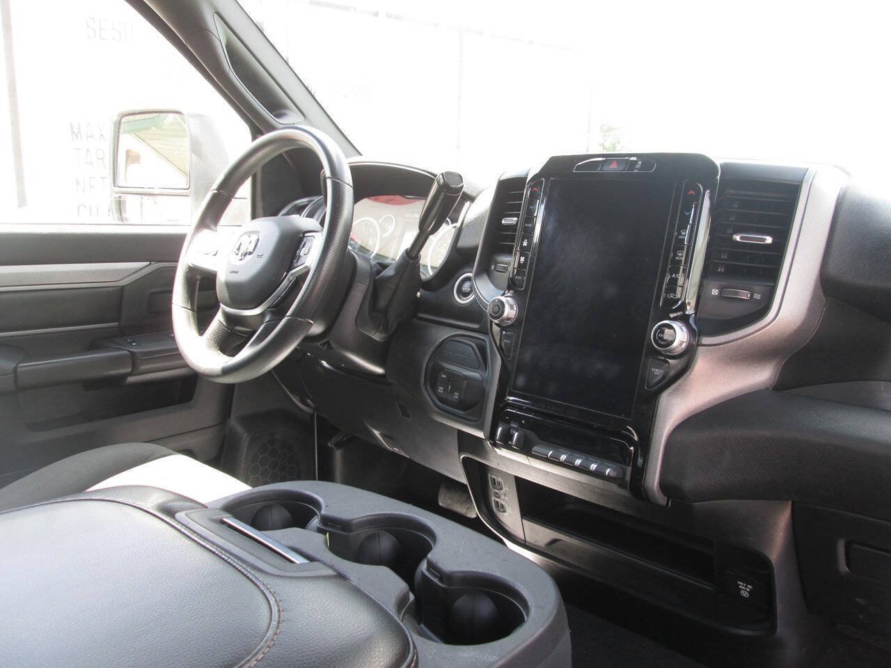 Used 2025 RAM 2500 Tradesman AWD/4WD image 21