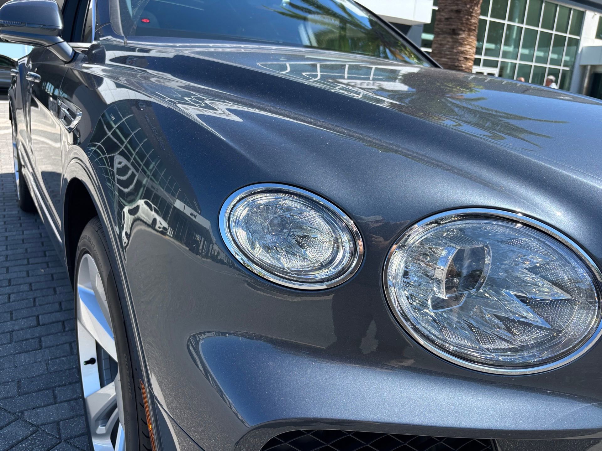 New 2025 Bentley Bentayga Extended Wheelbase image 33
