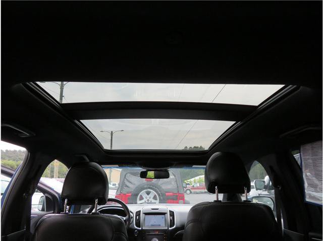 Used 2019 Ford Edge ST w/ Equipment Group 401A AWD/4WD image 3