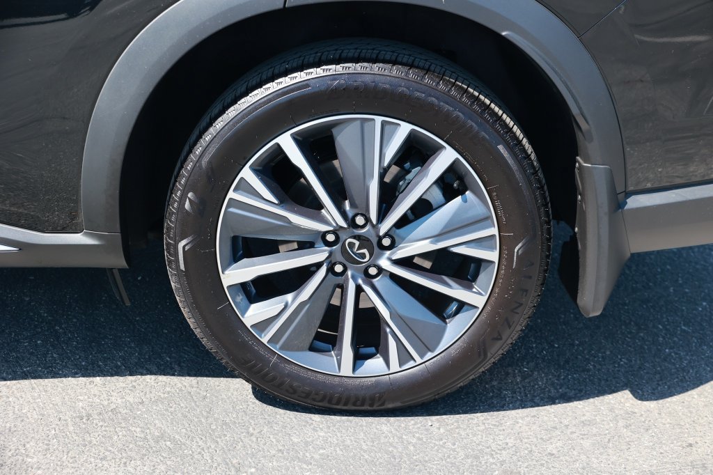 Used 2026 INFINITI QX60 Luxe w/ Cargo Package FWD image 13