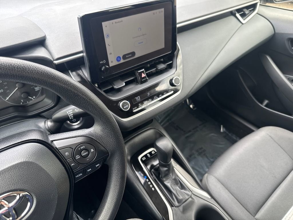Used 2025 Toyota Corolla LE w/ LE Premium Package AWD/4WD image 29