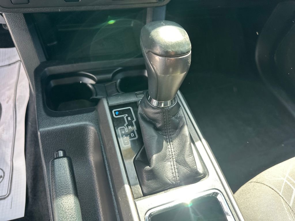 Used 2016 Toyota Tacoma TRD Sport w/ Towing Package AWD/4WD image 19